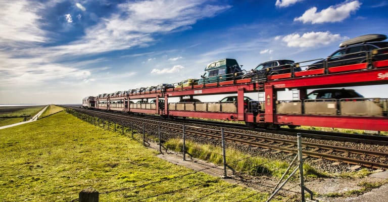 ¿Cuántos coches caben en el Trasbordador de Sylt?