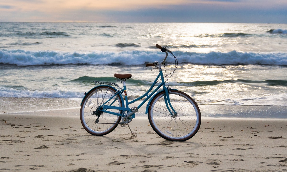 Active vacation at the North Sea by bike