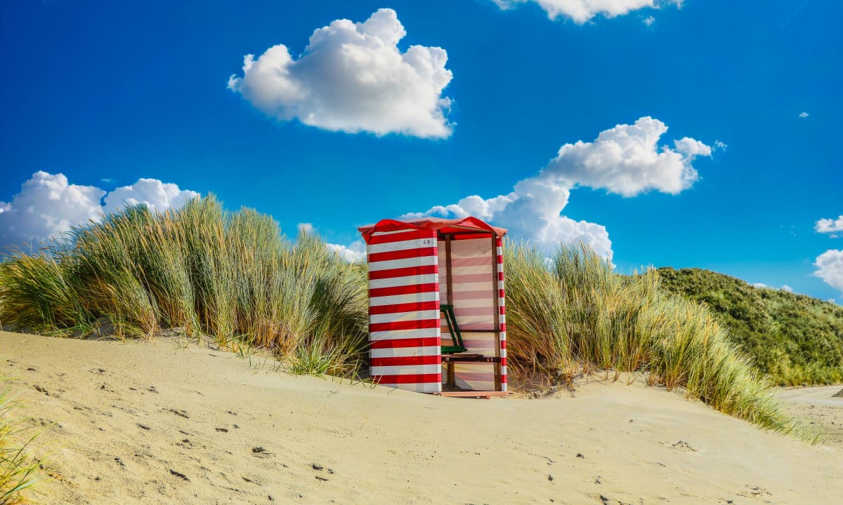 Ostfriesische Inseln 13 Strandkorb auf der Nordseeinsel Borkum