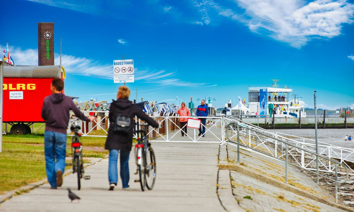 Städte an der Nordsee: Die TOP 8 für den Nordsee Urlaub 13 Hafen Strandpromenade Wilhelmshaven